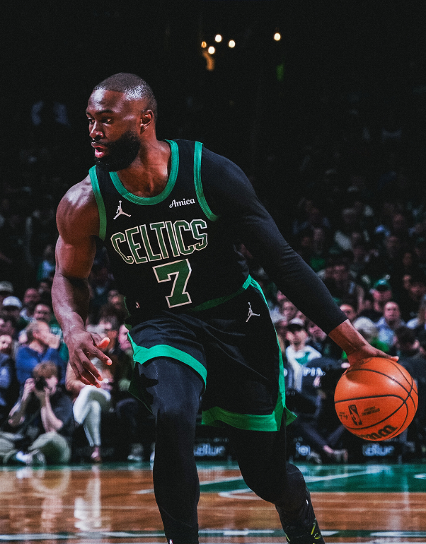 塔图姆20+14+7布朗划水，二轮中锋半场22分，绿军送奇才11连败